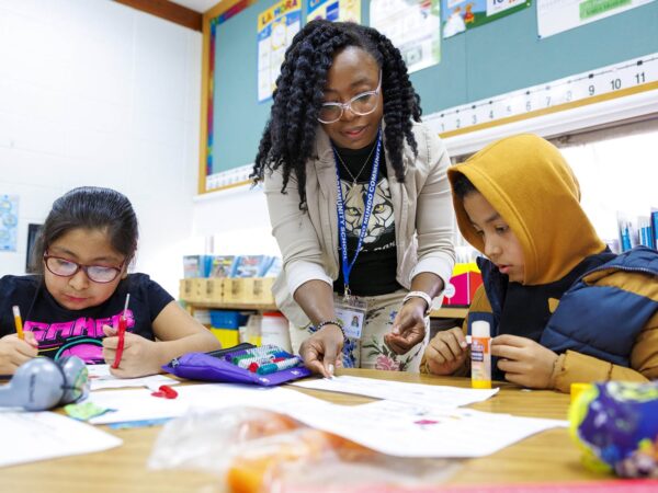 Edgewood student teaching young children