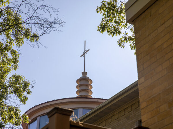 picture of cross on edgewood building